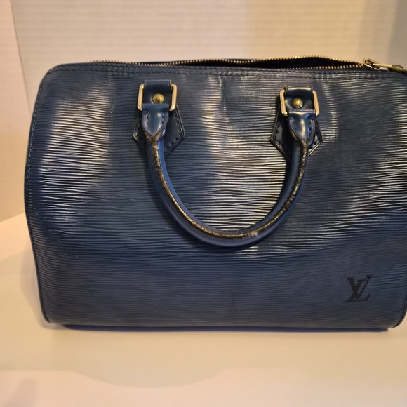 Louis Vuitton Blue Handbag - Picture 2 of 10